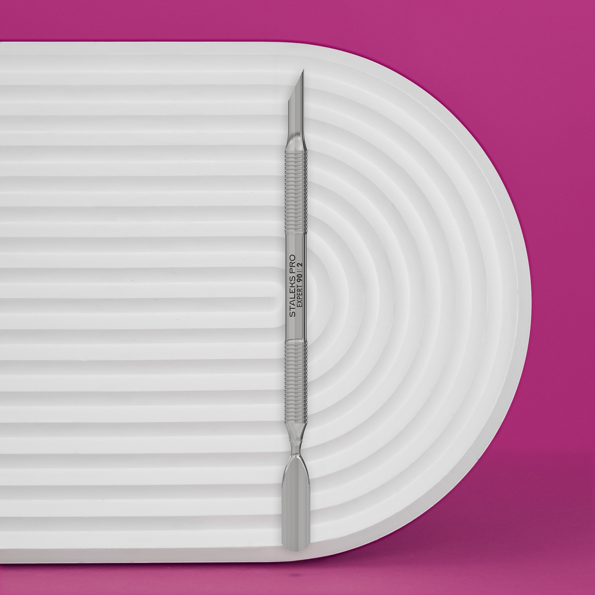Empujador de cutícula profesional STALEKS EXPERT 90, doble punta inclinada y redondeada ancha, acero inoxidable